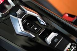 2015 Lamborghini Huracan transmission buttons