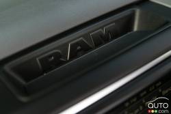 Détail intérieur du Ram 2500 Power Wagon 2015