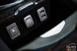 2016 Cadillac Escalade USB connection