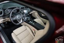 2015 Nissan Maxima Platinum cockpit