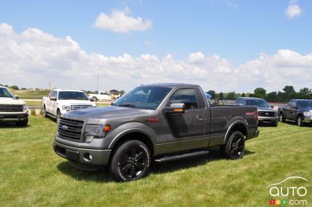 F 150 Tremor >> 2014 Ford F 150 Tremor Pictures On Auto123 Tv F 150 Tremor >> 2014 Ford F 150 Tremor Pictures On Auto123 Tv