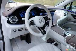 Nous conduisons le Mercedes-Benz EQS SUV 2023