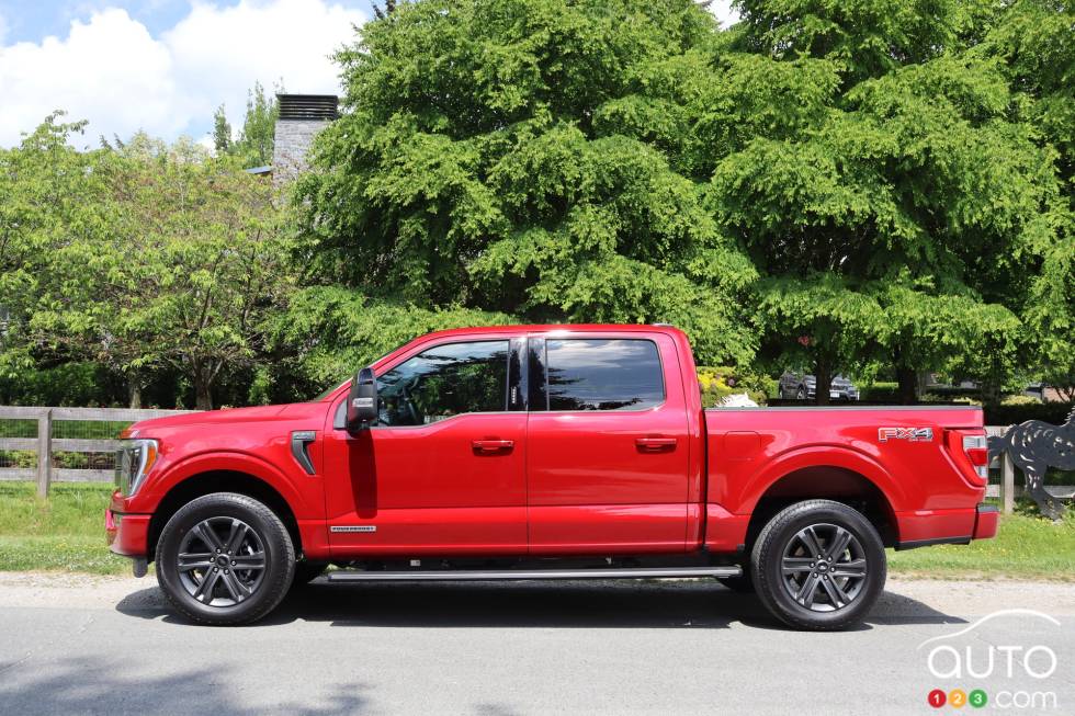 Nous conduisons le Ford F-150 PowerBoost 2023