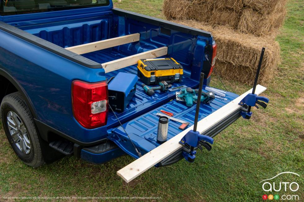 Introducing the 2023 Ford Ranger (global)