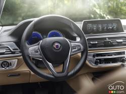 2017 BMW Alpina B7 steering wheel