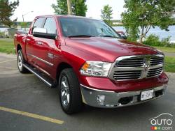 2015 Ram 1500 Ecodiesel front 3/4 view