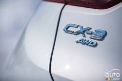 Écusson du modèle de la Mazda CX-3 2016