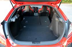 Rear trunk with lowered rear seat