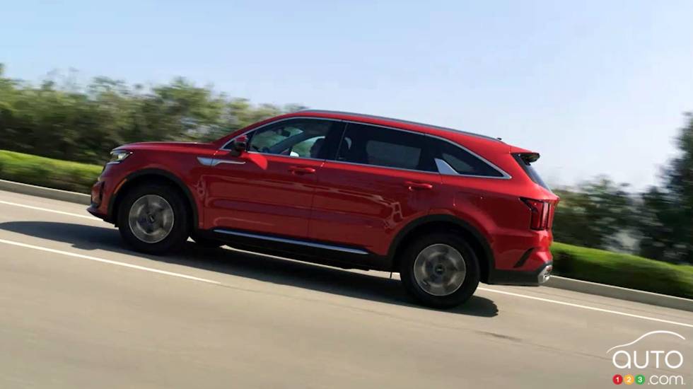 Introducing the 2023 Kia Sorento HEV