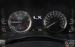 2016 Lexus LX 570 gauge cluster
