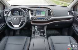 2016 Toyota Highlander XLE AWD dashboard