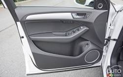 2017 Audi Q5 Quattro Tecknic door panel