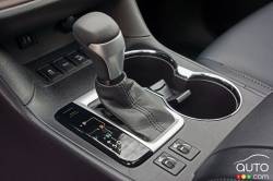 2016 Toyota Highlander XLE AWD shift knob