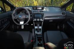 Tableau de bord de la Subaru WRX Sport-Tech 2016