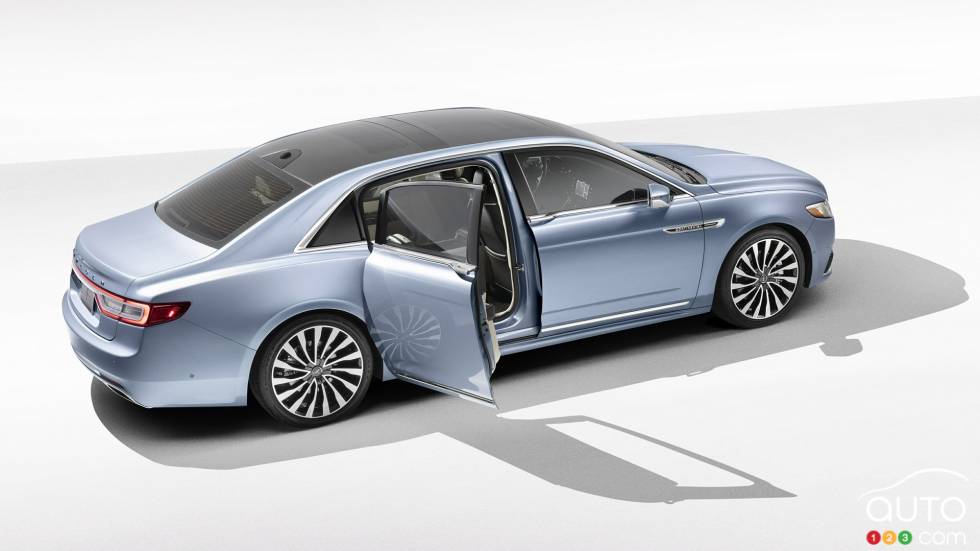 Introducing the 2019 Lincoln Continental Coach Door Edition