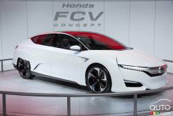 The 2015 Honda FCV concept was unveiled to the members of the media at the 2015 North American International Auto-Show and Auto123.TV was their to capture images of this concept car.