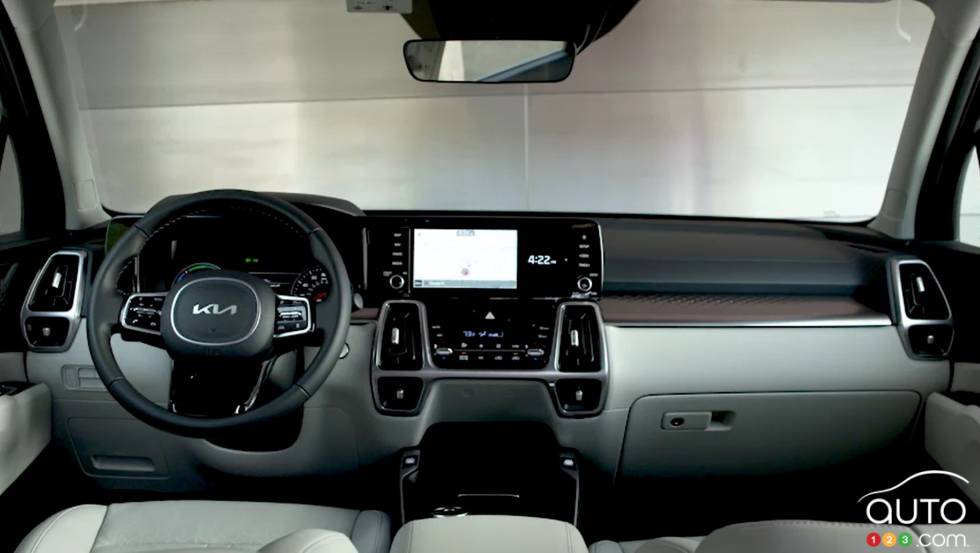 Introducing the 2023 Kia Sorento HEV