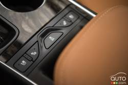 Front seats climate control