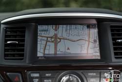 2015 Nissan Pathfinder Platinum AWD infotainement display