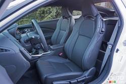2016 Honda CRZ front seats