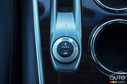 Boutton de contrôle des modes de conduite du Nissan Pathfinder Platinum 2016