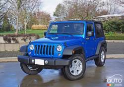 2016 Jeep Wrangler Sport S front 3/4 view