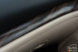 Détail du tableau de bord de la Nissan Maxima Platinum 2015