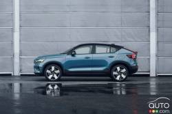 Introducing the 2022 Volvo C40 Recharge