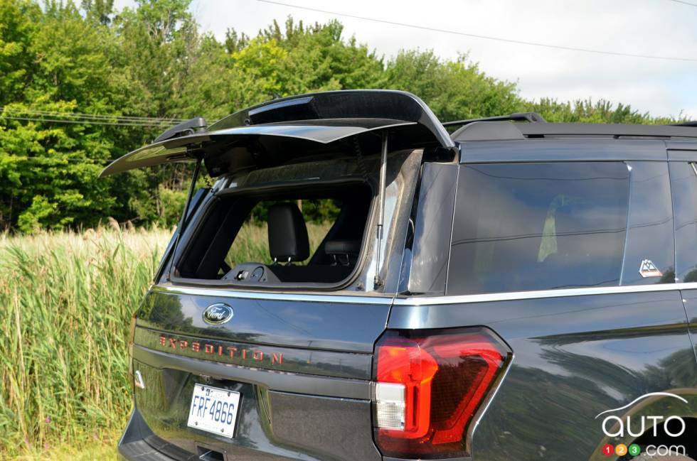We drive the 2022 Ford Expedition Timberline
