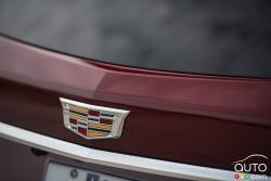 Écusson du manufacturier de la Cadillac XT5 2016