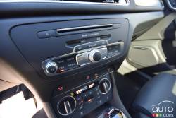 Système de contrôle de l'info divertissement de l'Audi Q3 Quattro Technik 2016