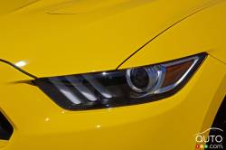 2016 Ford Mustang GT headlight
