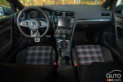 Tableau de bord de la Volkswagen Golf GTI 2016