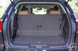 2016 Buick Enclave Premium AWD trunk