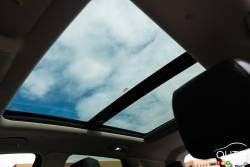 2016 Cadillac XT5 panoramic sunroof