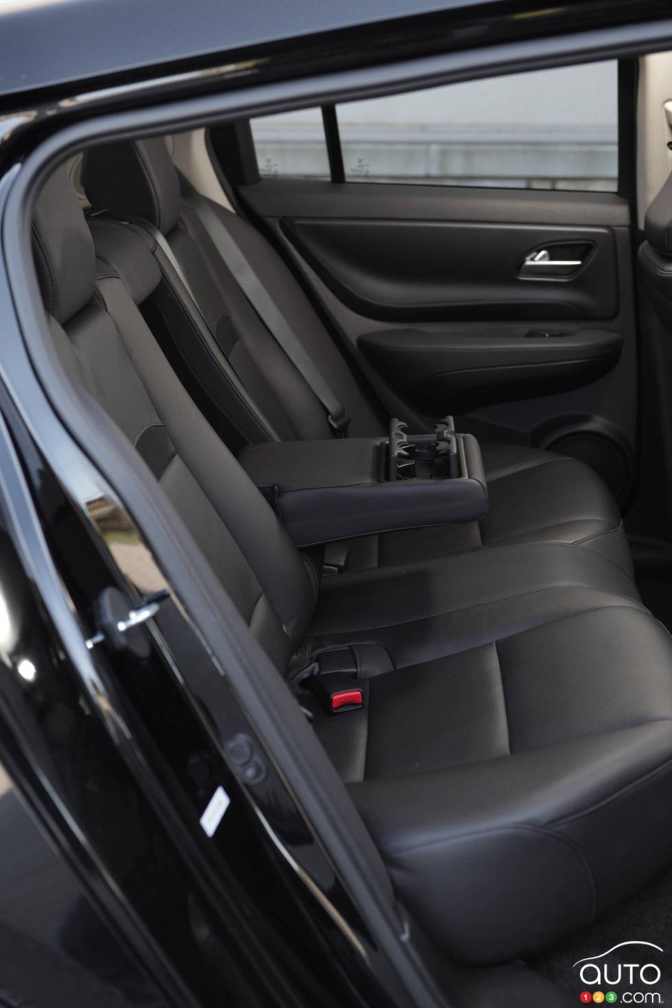 Rear bench seats