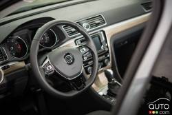 2016 Volkswagen Passat Comfortline steering wheel