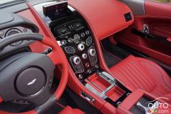 2016 Aston Martin DB9 GT Volante center console