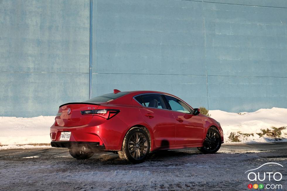 We test drive the 2019 Acura ILX A-Spec