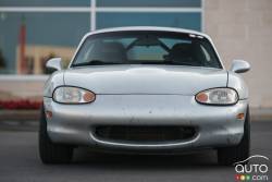 1999 Mazda MX-5 front view