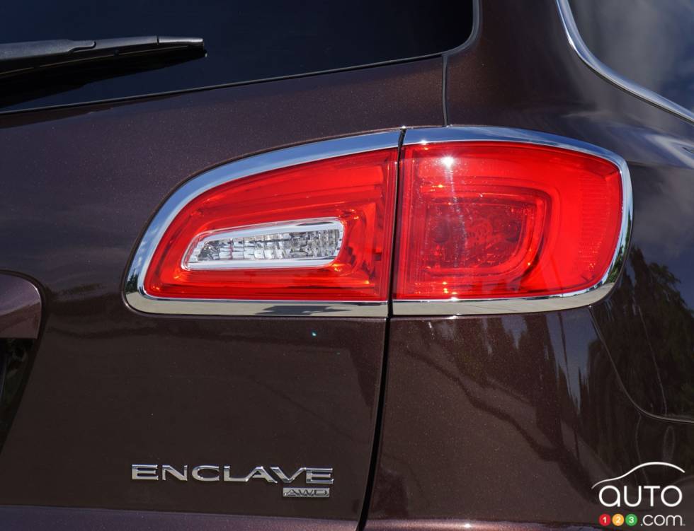 Écusson du modèle du Buick Enclave Premium AWD 2016