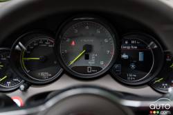 2015 Porsche Cayenne S E-Hybrid gauge cluster