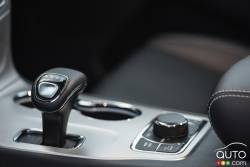 Automatic transmission shift lever