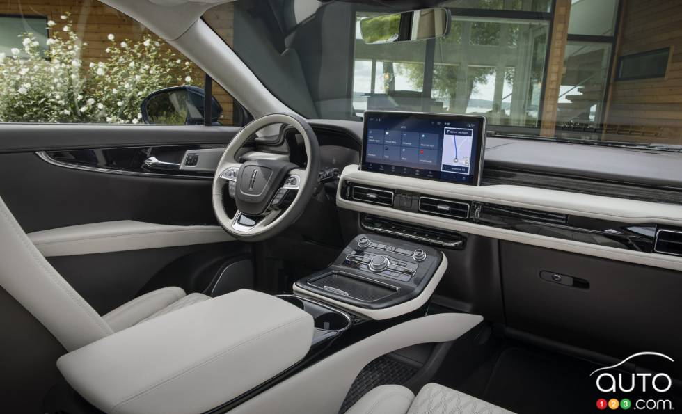 Introducing the 2021 Lincoln Nautilus