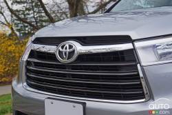 2016 Toyota Highlander XLE AWD front grille