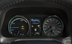2016 Toyota RAV4 Hybrid gauge cluster