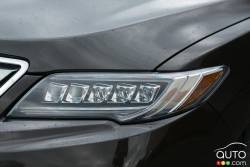 2016 Acura RDX Elite headlight