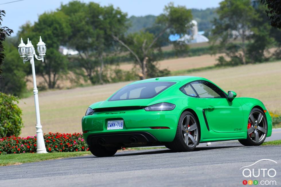 Nous conduisons la Porsche Cayman GTS 4.0 2023