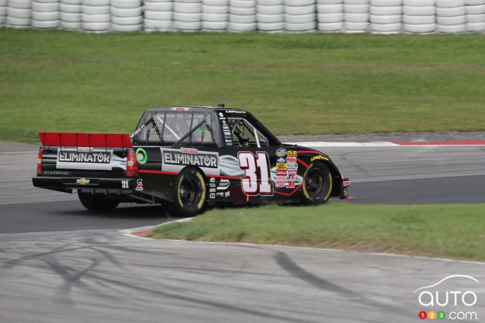 James Buescher, Chevrolet Motomaster Eliminator in action during friday's first practice session