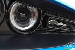 Phare avant de la Dodge Challenger RT ScatPack3 2015